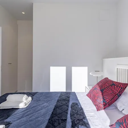 Apartmanhotel Gorgeous With A Large Private Terrace 4*