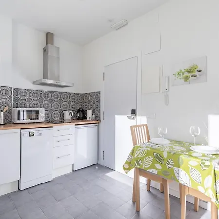 Aparthotel Gorgeous With A Large Private Terrace