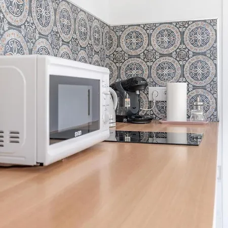 Aparthotel Gorgeous With A Large Private Terrace Valenza