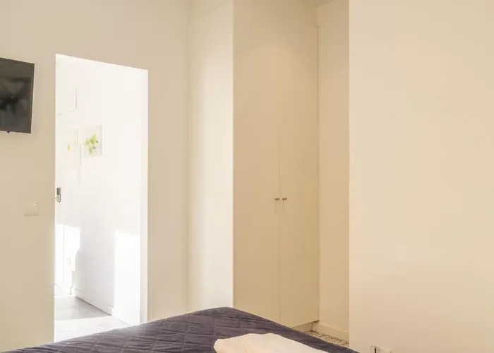 Hotel apartamentowy Gorgeous With A Large Private Terrace